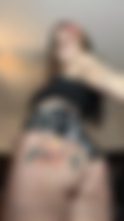 [OnlyFans.com] SouredPineapple - SiteRip/0h7g4fso6tctsduhybjj8_source.gif